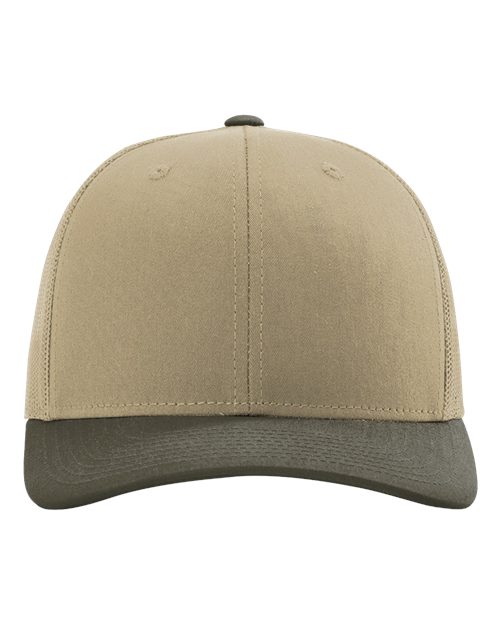 Baseball cap in tan-beige with dark brim and small ventilation eyelets