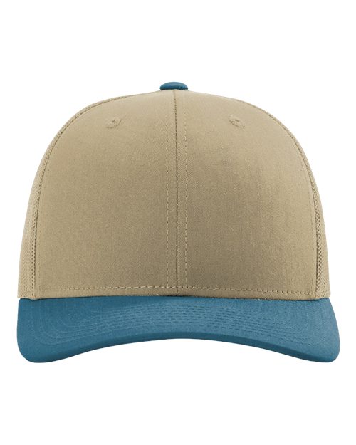 Baseball cap in tan-beige with blue brim and small ventilation eyelets