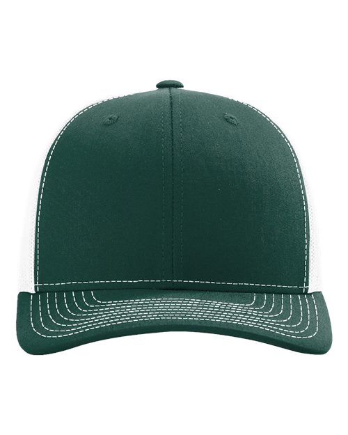 Green baseball cap with contrasting brim stitching and small front ventilation eyelets.